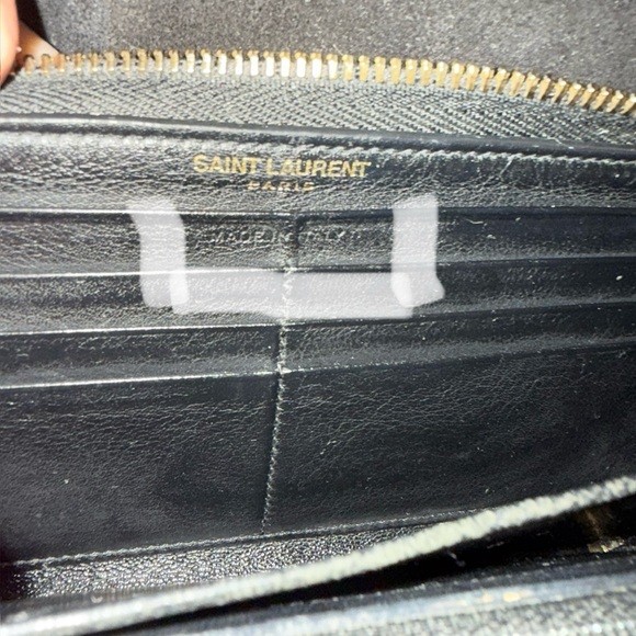 Saint Laurent Y-Ligne leather clutch in black with gold hardware Pretty! - Picture 11 of 12